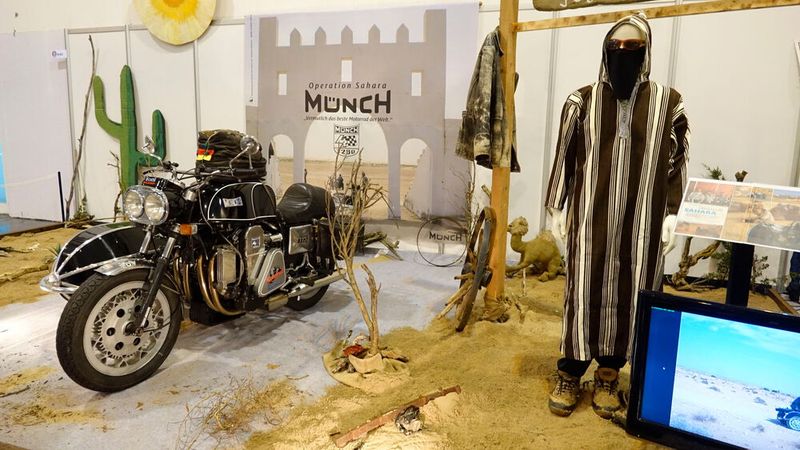 Mit dem Münch-Mammut-Gespann durch die Wüste: 2008 steuerte Albert Stehle sein 30 Jahre altes Fahrzeug durch Nordafrika. (Bild: Dominsky – VCG)