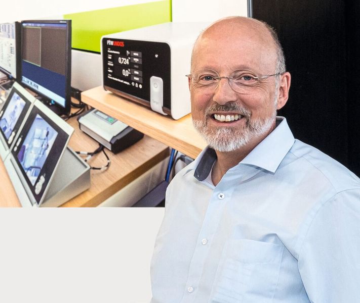 Dr. Christian Pychlau (Bild) verabschiedet sich Ende Januar in den Ruhestand. Er war seit 1996 geschäftsführender Gesellschafter der PTW Freiburg GmbH. Als Mitglied der Inhaberfamilie in dritter Generation leitete Pychlau das Unternehmen seit 2017 gemeinsam mit Dr. Tobias Schüle ... (Bild: PTW Freiburg GmbH)