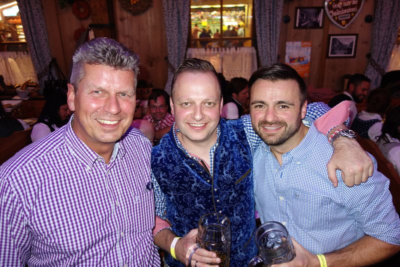 (v. l.) Georg Dietsch und Alexander Witalinski, GSD, mit Marcel Maul, SFC (Bild: IT-BUSINESS)