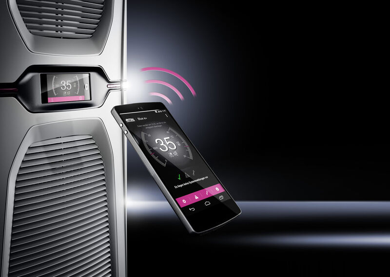 Die Near-Field-Communication-Schnittstelle (NFC) soll eine einfache Parametrierung mehrerer Kühlgeräte über ein NFC-fähiges, mobiles Endgerät ermöglichen. (Bild: Rittal)