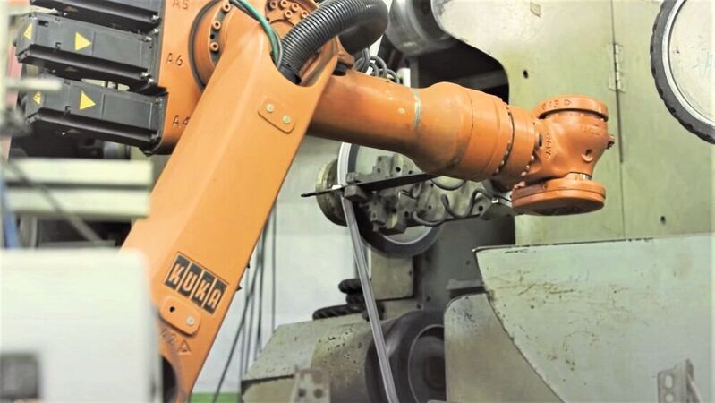 Jahrzehntelang zuverlässig: Seit 1999 setzt Liow-Shye auf Kuka-Roboter. Auch die älteren von ihnen erfüllen ihren Dienst nach wie vor zuverlässig und effizient.