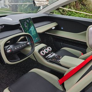 Auch das Interieur der Studie hat Skoda neu gestaltet.(Bild:  Skoda)