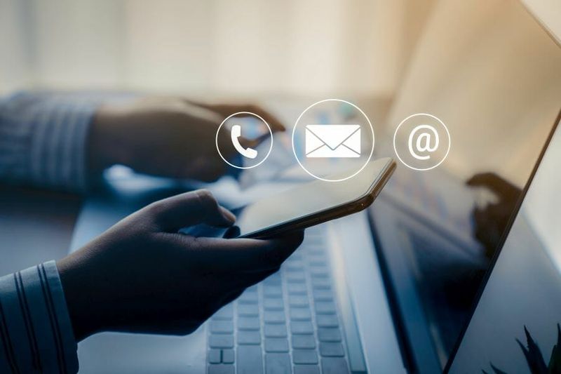 (Quelle:  RoBird - Adobe Stock)