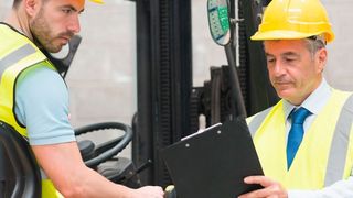 Vorgesetzte in der Logistikberufen haben bei ihren Mitarbeitern einen besonders schweren Stand. (©WavebreakmediaMicro - stock.adobe.com)