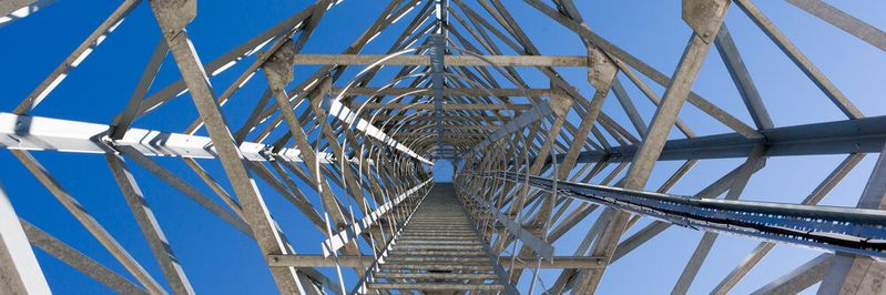 Die zunehmende Verfügbarkeit von 5G-Verbindungen ermöglicht viele Chancen. Unternehmen könne diese aber nur nutzen, wenn die Verbindungen auch vertrauenswürdig sind.(Bild:  PrimeKey)