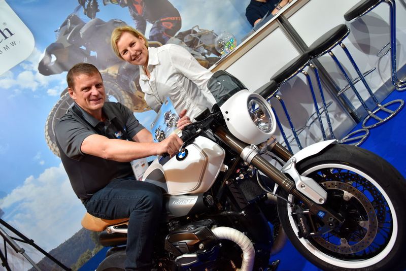 Stephan Maderner meets BMW-Classic mit Nicole Prell von Wunderlich. (Lukas Maderner)