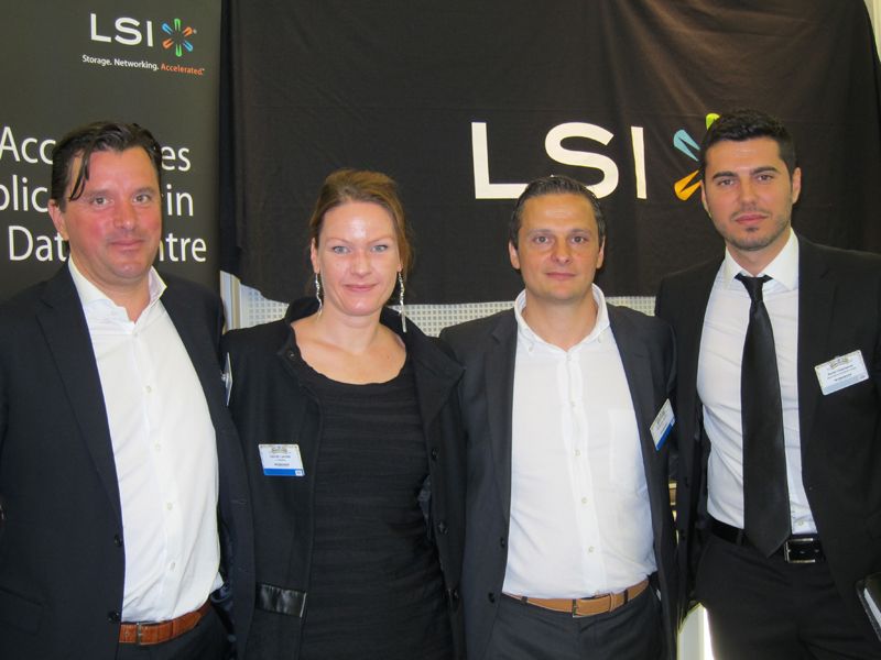 (v. l.) Oliver Booz, Ingram Micro, Hannah Lamotte, IT-BUSINESS, Pellegrino Spina, LSI, und Niyazi Vatansever, Ingram Micro (IT-BUSINESS)