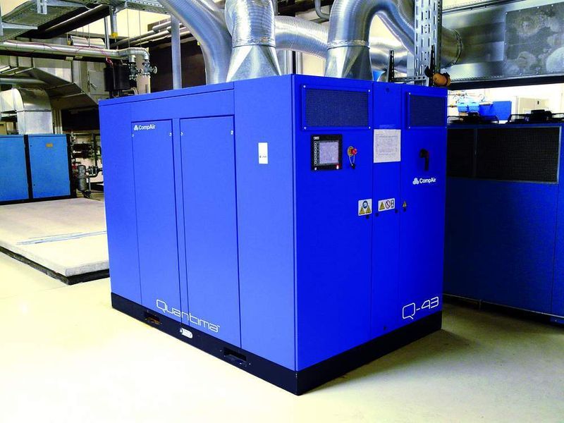 Bild 4: Zum Einsatz kommt die Quantima-Technik unter anderem im Werk Regensburg der Continental AG. Dort erzeugt ein 250-kW-Kompressor auf einer Standfläche von 2400 mm × 1600 mm × 1850 mm eine Lieferleistung von 42,4 m3/min. Bilder: Compair (Archiv: Vogel Business Media)