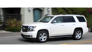 Was für uns der BMW X5, das ist für die Amerikaner der Chevrolet Tahoe – nur größer. Das Fullsize-SUV kommt jetzt in einer Neuauflage. (Foto: Benjamin Bessinger)