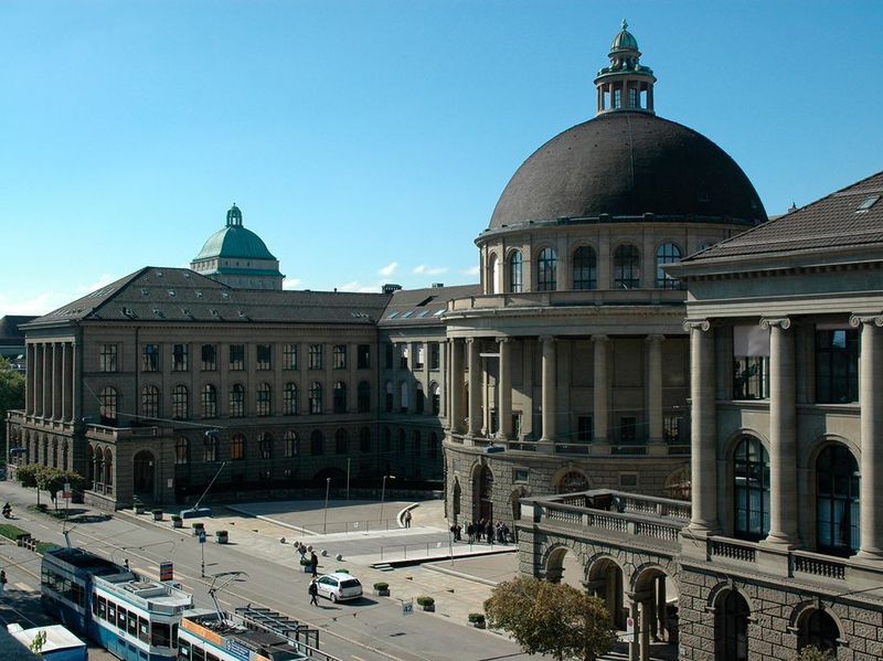 Die KOF Konjunkturforschungsstelle ist ein Schweizer Wirtschaftsforschungsinstitut an der ETH Zürich. Zu den Forschungsschwerpunkte der KOF gehören: Konjunktur Schweiz, internationale Wirtschaft und Strukturwandel. (ETH Zürich)