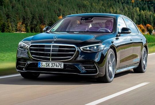 Autonomer Luxus! Beim Stuttgards Premiumfahrzeug-Hersteller Mercedes-Benz wurde wohl der Meinungsveränderer geschwungen, denn nun will man doch in den Sektor der Robotaxis einsteigen. Robotisch gefahren werden soll demnach im Rahmen der S-Klasse.(Bild:  Mercedes-Benz)