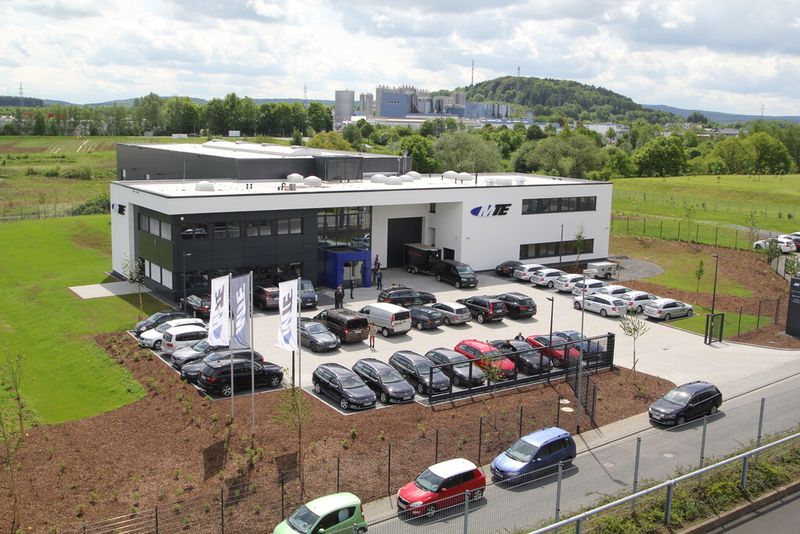 Das neue Kunden- und Servicezentrum in Montabaur liegt direkt an der Autobahn A3. (Bild: MTE)