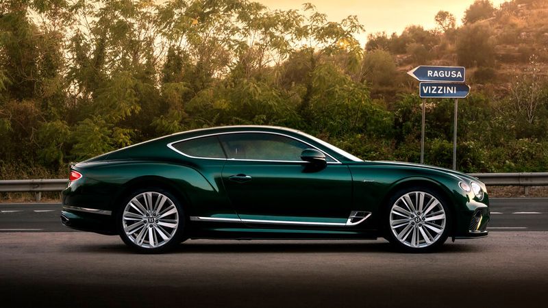 Große Karbon-Keramik-Scheiben sorgen für sehr gute Verzögerung. (Bild: Bentley)