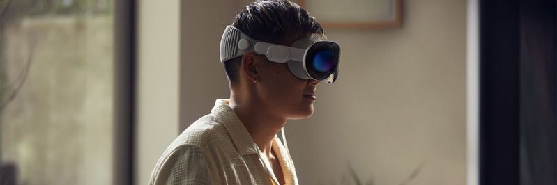 Die neue Cyberbrille von Apple soll die Kommunikation und Zusammenarbeit zwischen Menschen verändern. Die neue Cyberbrille von Apple soll die Kommunikation und Zusammenarbeit zwischen Menschen verändern.