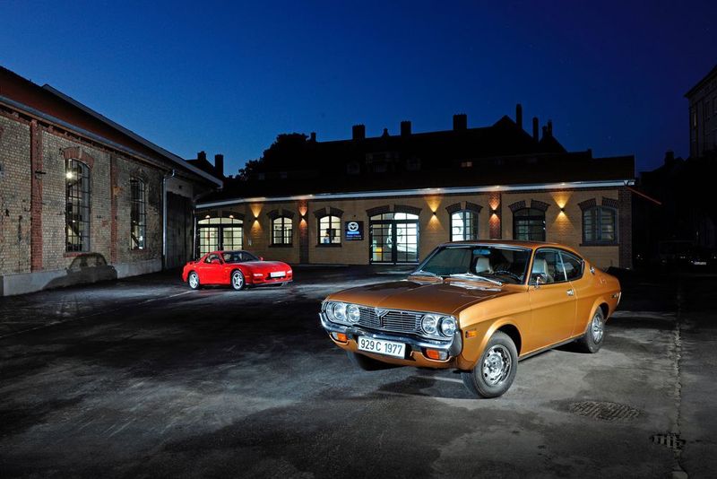 Im neu errichteten Anbau ist unter anderem ein Mazda-Classic-Shop untergebracht. (Mazda)