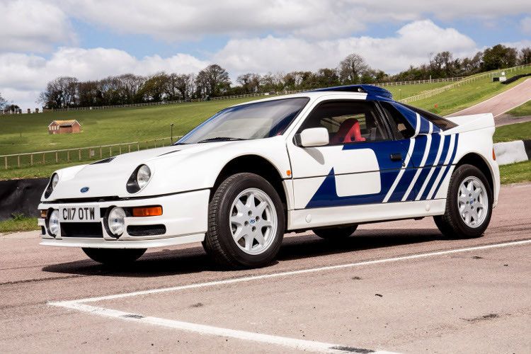 Mit dem RS 200 startete Ford eine beispiellose Siegesserie in der Rallye, der Mittelmotor-Renner hatte Kraft im Überfluss. (Foto: Ford)