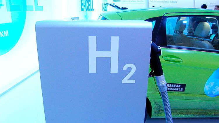 Die Befeuerung von Autos mit Wasserstoff soll sich in Zukunft stark verbreiten. Eine deutsch-französische Initiative soll dafür sorgen.(Foto:  Grimm/»kfz-betrieb«)