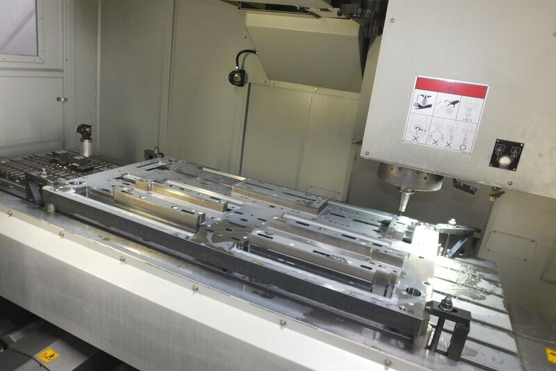 The Quaser MV234 has a machining envelope of 2000mm in length. (Source: ETG)