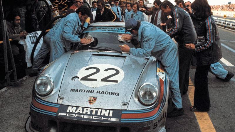 Nach Mercedes kooperierte auch Porsche mit dem Ennepetaler Unternehmen. Die Stuttgarter rüsteten auch ihre Serienmodelle ab Werk (gegen Aufpreis) mit Bilstein-Dämpfern aus. (Bild: Bilstein)