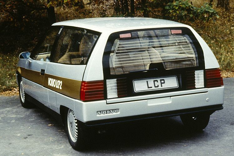 Um die Anforderungen zu erfüllen, setzten die Ingenieure neben Kunststoffen, Magnesium und Aluminium auch Kohlefaser ein – ein zur damaligen Zeit exotisches und weitgehend unerprobtes Material. (Foto: Volvo)