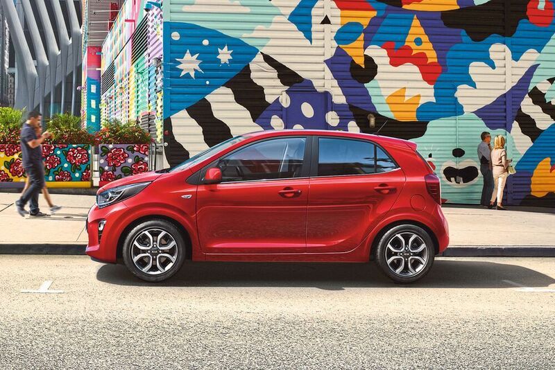 Die Standardversion haben die Designer optisch nur leicht verändert. (Kia)