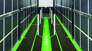 Leichtbau zugunsten mehr Nutzlast: der Coilsattelanhänger von Berger Ecotrail. Bild: Berger Fahrzeugtechnik (Archiv: Vogel Business Media)