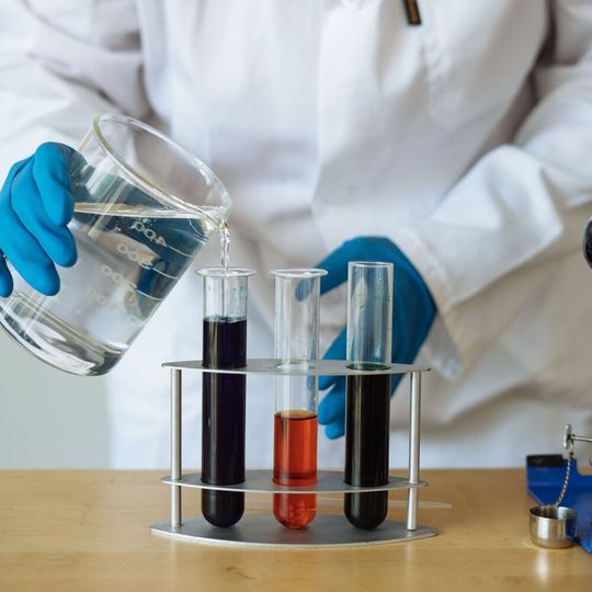 The new chemical reaction eliminates previous limitations in Suzuki-Miyaura arylations. The new chemical reaction eliminates previous limitations in Suzuki-Miyaura arylations.