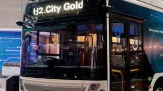 Der H2.City Gold fährt mit dem Toyota-Brennstoffzellensystem. (Toyota)