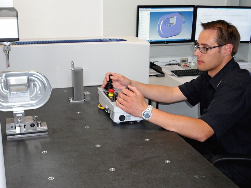 Die neue 3D-Koordinatenmessmaschine von Zeiss ist so ausgelegt, dass sie auch als Dienstleistung für andere Firmen eingesetzt wird. (Bild: Rüsing)