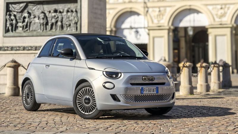 Meistverkauftes Modell im Segment der Kleinstwagen im Januar 2026: Fiat 500 mit 1.094 Neuzulassungen. (Bild: Fiat)