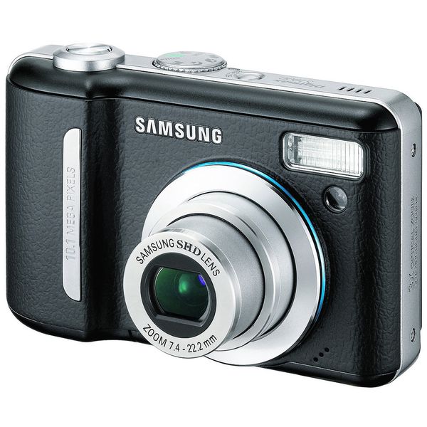 Samsungs Digimax S1000 bringt nur 169 Gramm auf die Waage (Archiv: Vogel Business Media)