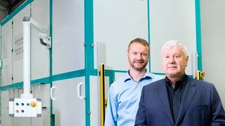 Die 17000 t Flexform-Presse von Quiintus ist ideal für Blech-Prototyping und Klein-/Mittelserien-Fertigung mit kurzen Durchlaufzeiten. (Bild: Quintus)