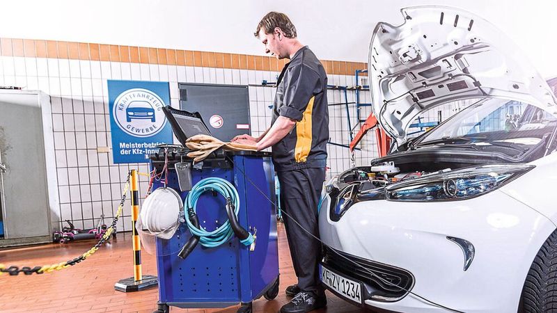 Das standardisierte Registrierungsverfahren SERMA ermöglicht allen voran freien Werkstätten den Zugang zu sicherheits- und diebstahlrelevanten Daten.(Bild:  ProMotor/T.Volz)