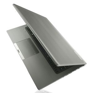 Das Tecra Z40-C ist ein 14 Zöller.