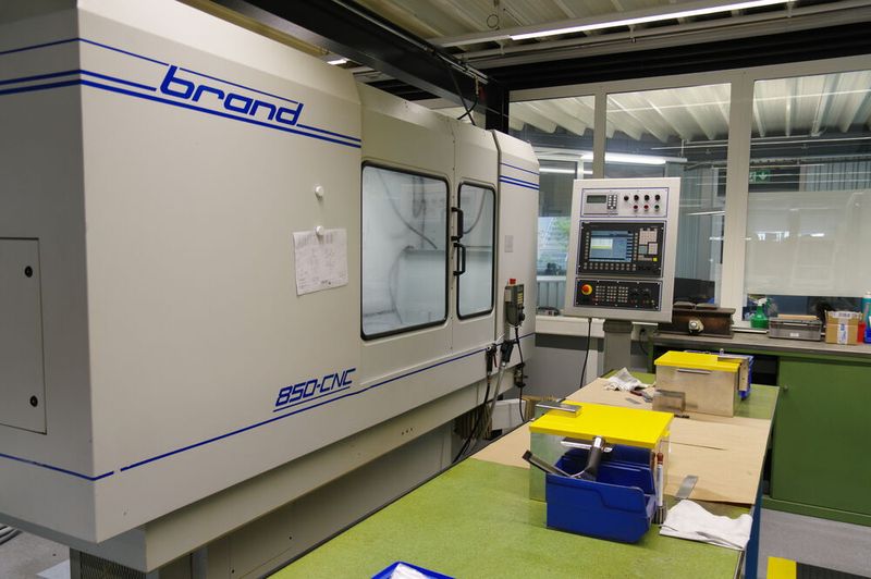 Pomtava dispose de plusieurs planeuses pour la rectification des corps de pompes. (Source : MSM)