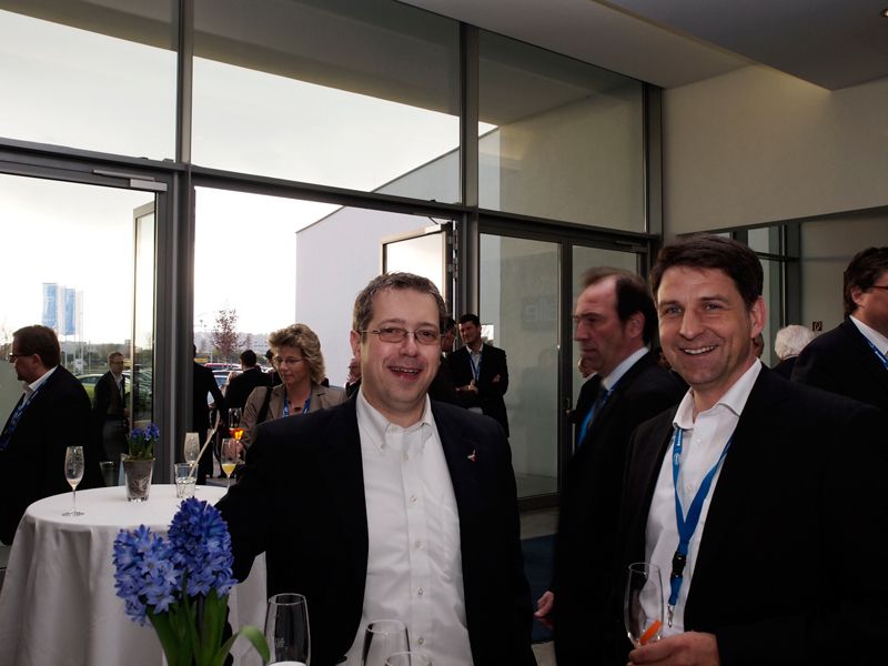 Gleich geht es los: Volker Mertens (Livingston) und Frank Schröder (Lenovo) (Archiv: Vogel Business Media)