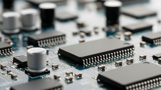 Empower Semiconductor introduces embedded silicon capacitors designed to improve power delivery and stability in AI and high-performance computing processors. (symbolic image) (Source: © IF.arc - stock.adobe.com)