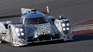 Im Jahr 2014 nimmt Porsche erstmals wieder an der Sportwagen-Weltmeisterschaft (World Endurance Championship/WEC) und beim 24-Stunden-Rennen von Le Mans teil – mit dem Partner Schaeffler. (Foto: Porsche)