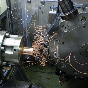 Bild 1: Wirrspan bei der Bearbeitung von CuCr1Zr.