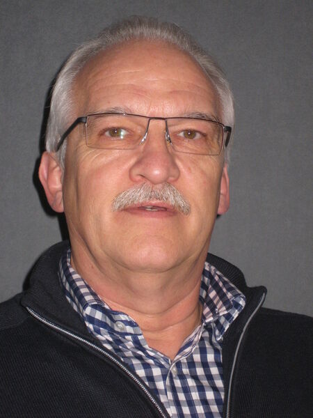 Fig. 22: Thomas Hontscha has been working for Contitech Conveyor Belt Group (CBG) in Germany since 1979 in the field of splicing, installation and commissioning of conveyor belts. He is one of the most experienced supervisors and splicers of the Contitech CBG Service-Center. (Contitech CBG)