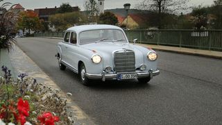 Mercedes 219/220 Ponton: 71.000 Euro Wert zum 1. Januar 2018 (91,25 Prozent Wertsteigerung 2005-2018) (Bild: Daimler)