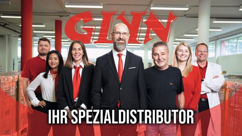 Geben Kunden Orientierung und unterstützen sie bei ihren Projekten: Thomas Gerhardt (Mitte), Geschäftsführer von GLYN, mit Mitarbeiterinnen und Mitarbeitern. (Bild: GLYN)