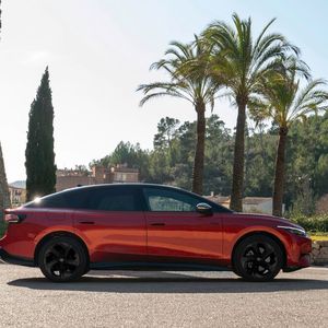 Die von VW versprochene Effizienz ist auch das Ergebnis der aerodynamisch günstigen Karosse.(Bild:  VW)