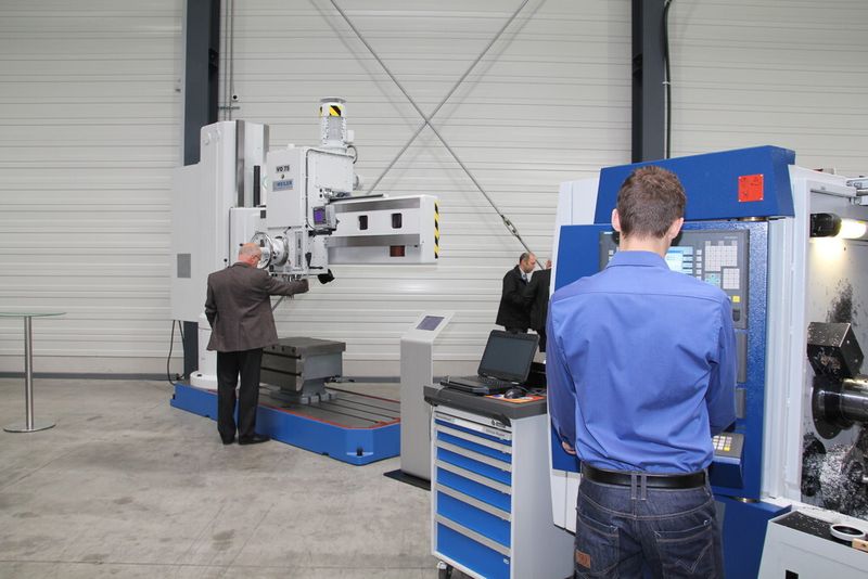 Unter dem Motto „Mehr Wert – mehr Wissen – mehr Weiler“ lud der Maschinenbauer Weiler am 24. und 25. Juni zu seinen Industrie- und Ausbildungstagen. (Bild: Sonnenberg)