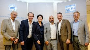 Die Kölner (v.l.): Auditor Werner Steber, Obermeister Stefan Bäckmann, Geschäftsführerin 
Claudia Weiler, stellv. Geschäftsführer Peter Stappen, Obermeister Oliver Flemming	( Karosseriebauerinnung) und sein Stellvertreter Arndt Hürter. (Bild: Zietz  - VCG)