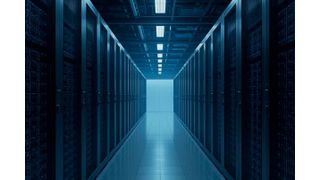 Servergang in einem Rechenzentrum als Symbol für komplexe IT-Architekturen und Abhängigkeiten
 (Bild: Data Reverse)