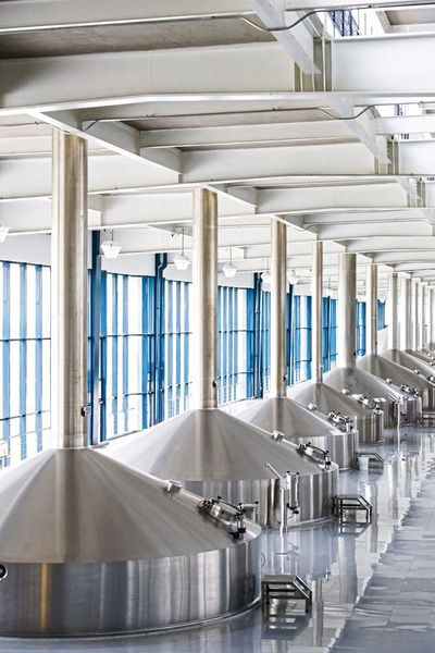 Nei birrifici, il recupero del calore residuo proveniente dalla sala di cottura, dai sistemi di refrigerazione, dalla fermentazione e da altri processi offre spunti per possibili risparmi energetici. (Immagine:Siemens AG)