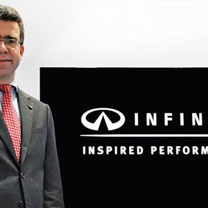(Infiniti)