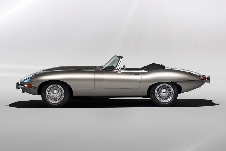 Aber auch einen elektrifizierten Restomod-E-Type soll es zu kaufen geben. (Bild: Jaguar Land Rover)