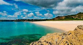 Idyllisch, gell? Und es wird noch besser! Denn in Cornwall respektive St. Austell wurde jetzt eine Anlage zur Herstellung von Lithium eröffnet. Der Grund ist, dass in dieser englischen Grafschaft es nach Aussage von Experten riesige Vorkommen dieses batteriewichtigen Rohstoffs gibt ...(Bild:  Albion Fans)